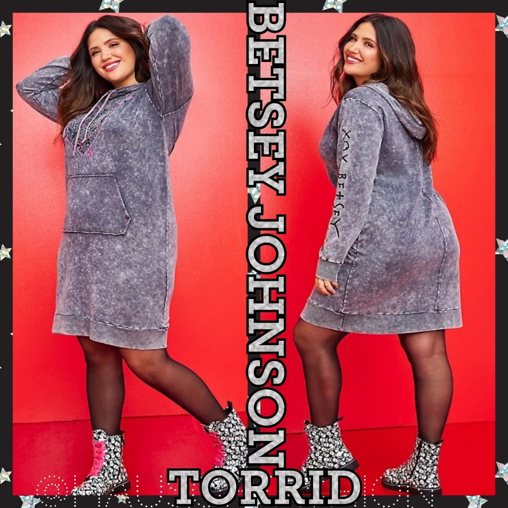 TORRID + BETSEY JOHNSON Lightweight Hoodie Mini Dress w/ XO Arrow Mineral Wash!
